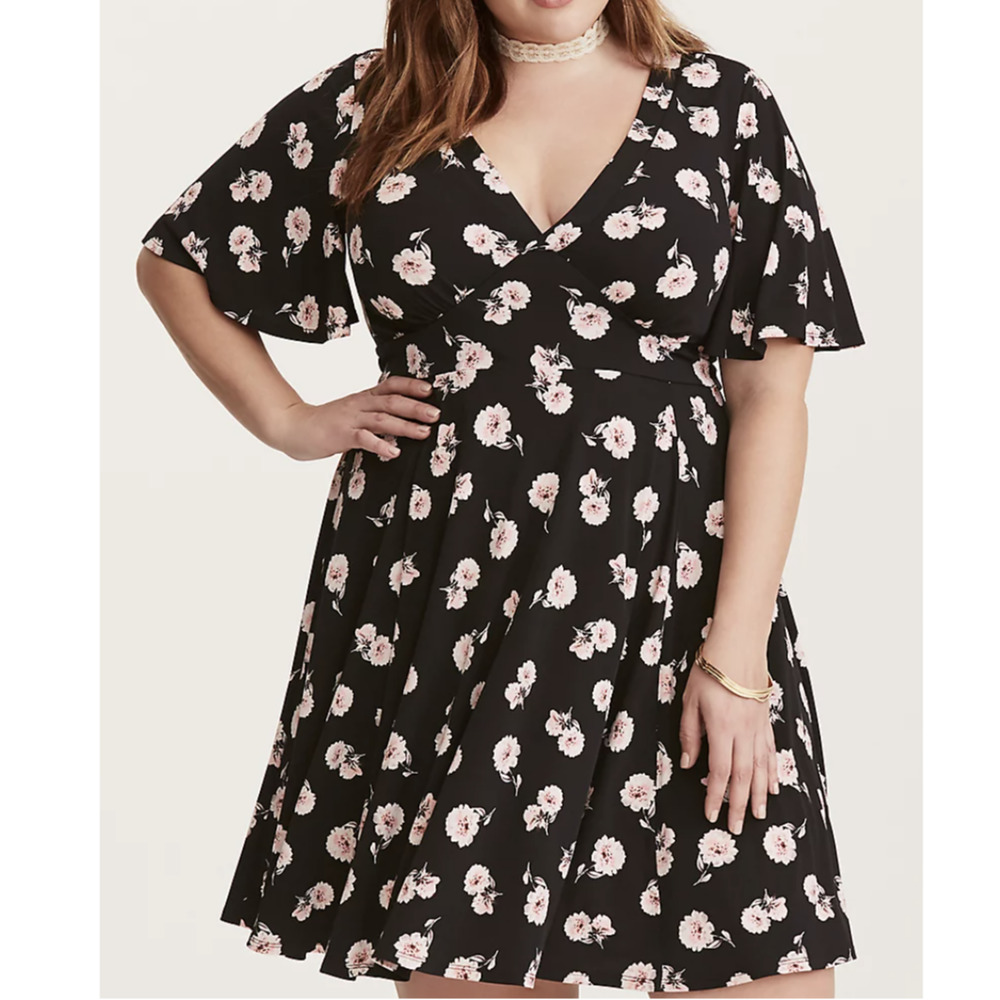 Torrid Floral Print V Neck Flutter Sleeve Dress 1x